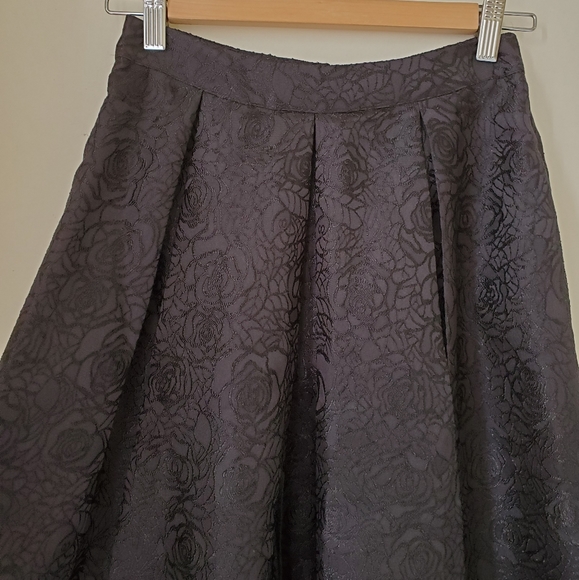 Nikibiki | Black Floral Shimmer Skirt | Size Small - Picture 4 of 9